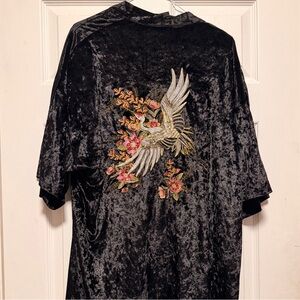 Gypsy Hearts Elegant Dark Blue Velvet Robe with Crane Embroidery